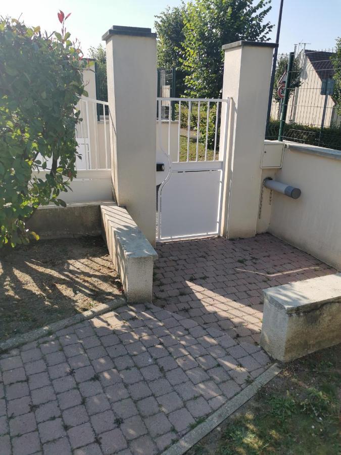 Bienvenue Chez Moi A Concevreux Bed and Breakfast Εξωτερικό φωτογραφία